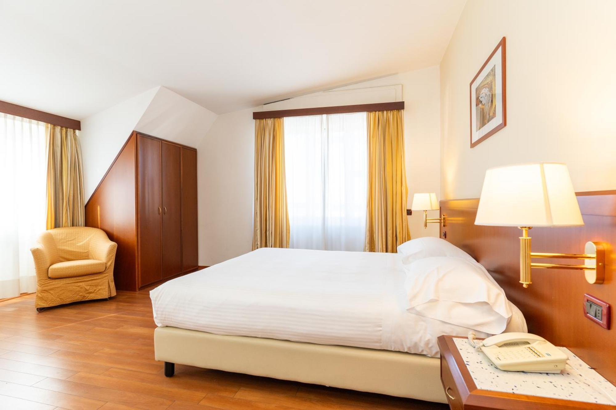 Europa Hotel 4*