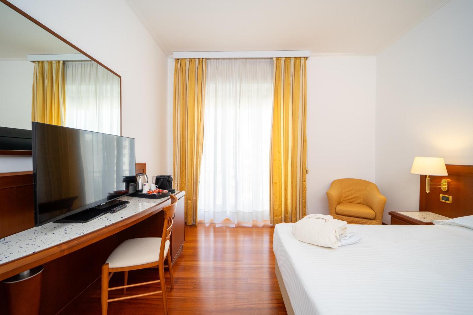 Europa Hotel 4*